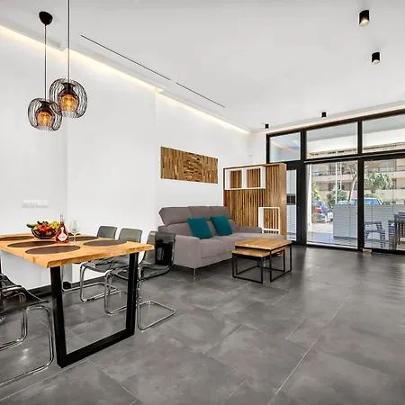 El Coloso Loft 1 * 베날마데나코스타